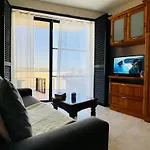 Seafront Maisonette Ocean Views & Terrace