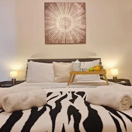 Seafront Maisonette Ocean Views & Terrace Ferienhaus