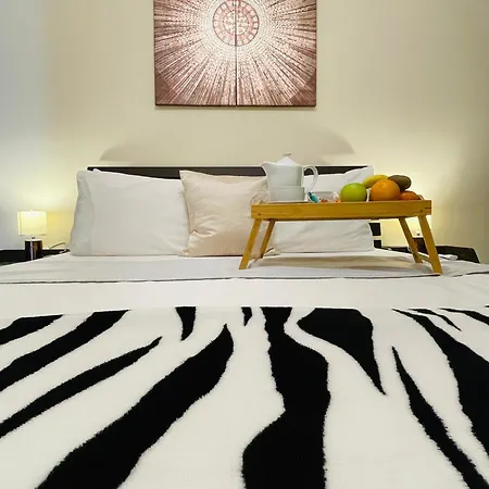 Seafront Maisonette Ocean Views & Terrace *