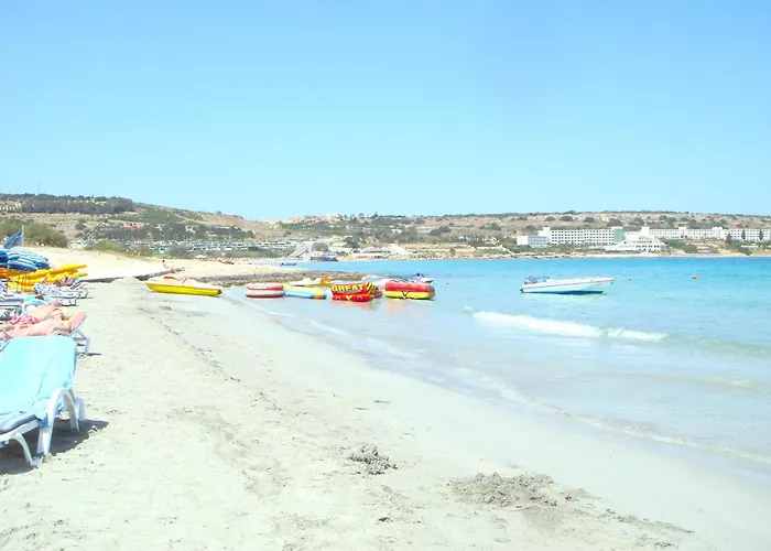Seafront Maisonette Ocean Views & Terrace Mellieħa