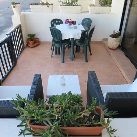 Seafront Maisonette Ocean Views & Terrace Holiday home *