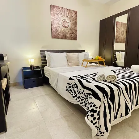 Seafront Maisonette Ocean Views & Terrace * Mellieħa