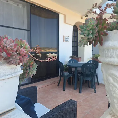 Semesterbostad Seafront Maisonette Ocean Views & Terrace Mellieħa