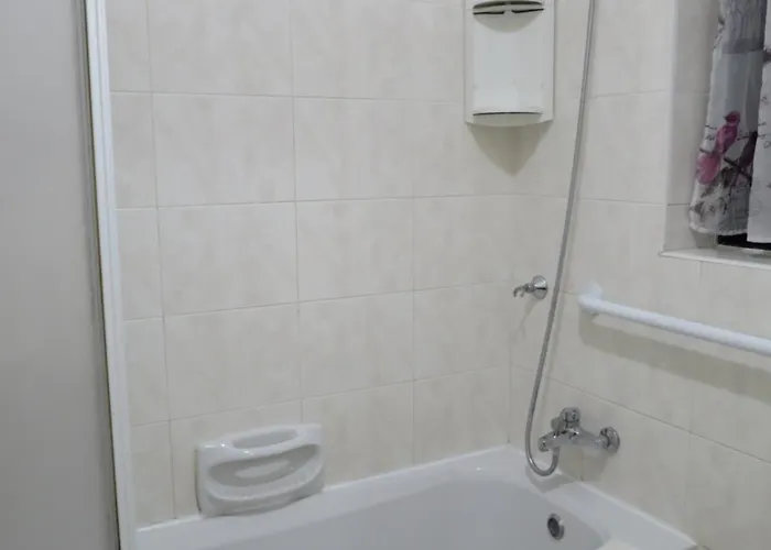 Seafront Maisonette Ocean Views & Terrace Дом отдыха *